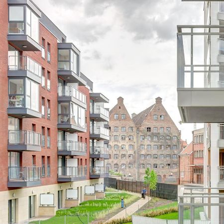 Dom & House - Apartments Nowa Motlawa Гданск Екстериор снимка