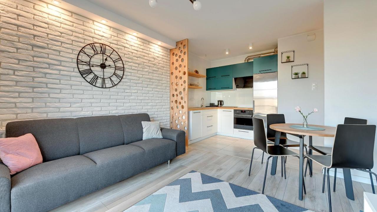 Dom & House - Apartments Nowa Motlawa Гданск Екстериор снимка