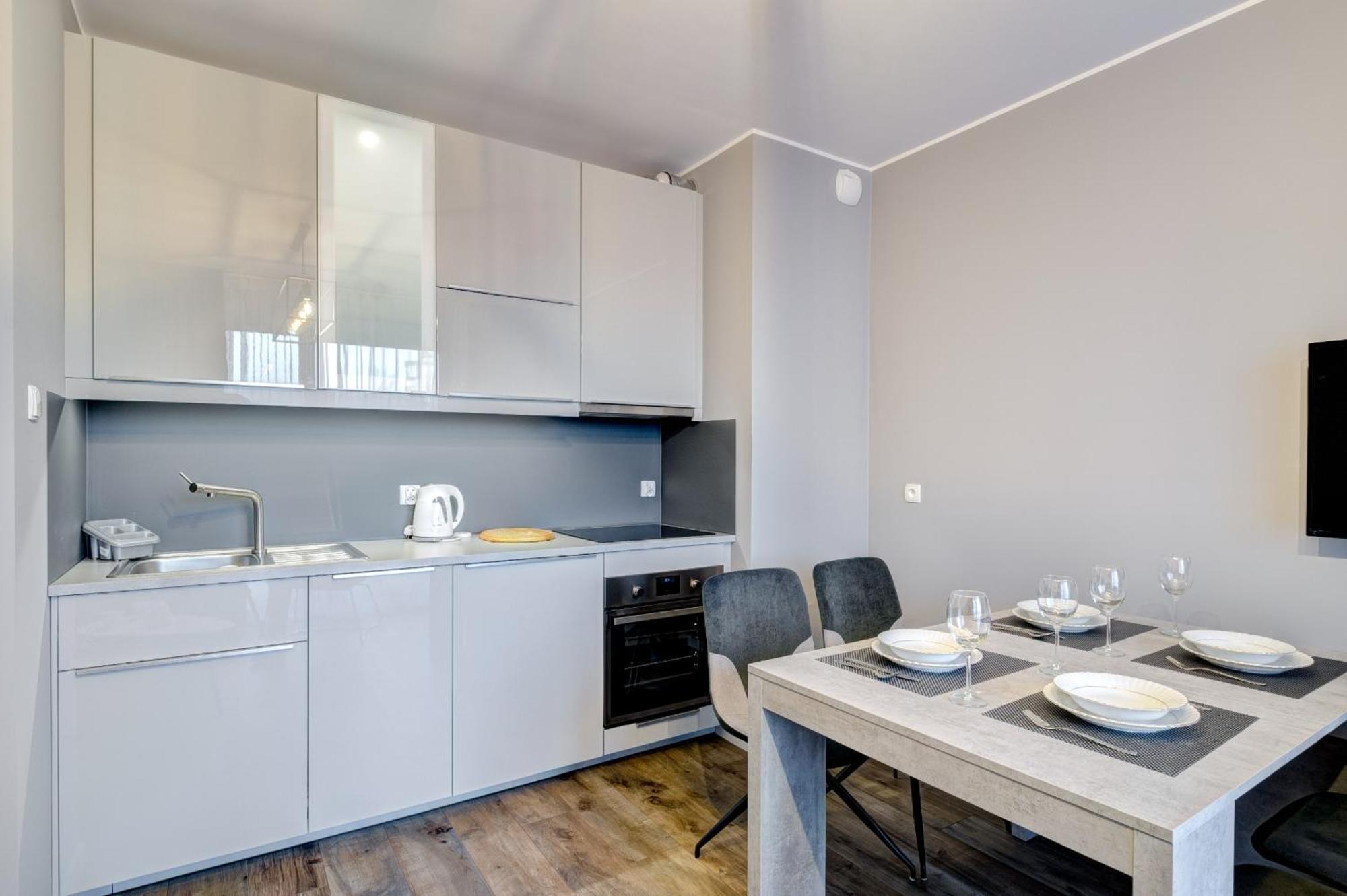 Dom & House - Apartments Nowa Motlawa Гданск Екстериор снимка
