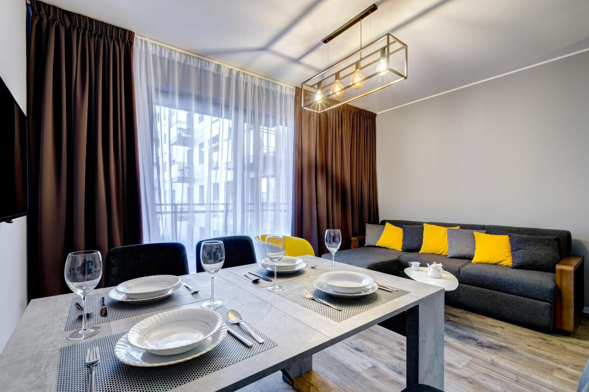 Dom & House - Apartments Nowa Motlawa Гданск Екстериор снимка