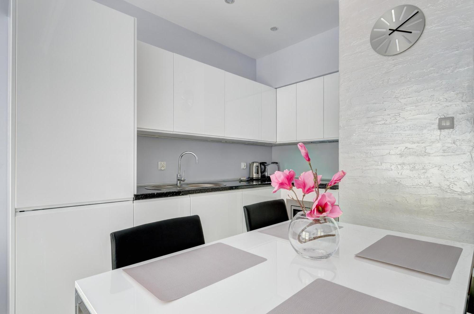 Dom & House - Apartments Nowa Motlawa Гданск Екстериор снимка